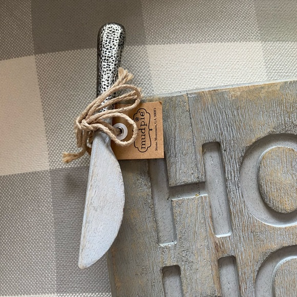 Adorable, Mud Pie Christmas Cheese Tray - Picture 4 of 6